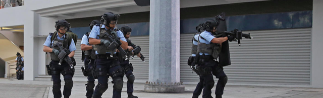 特勤队2，港剧《叛逃》和电影《赤道》中的香港CTRU反恐特勤队图6
